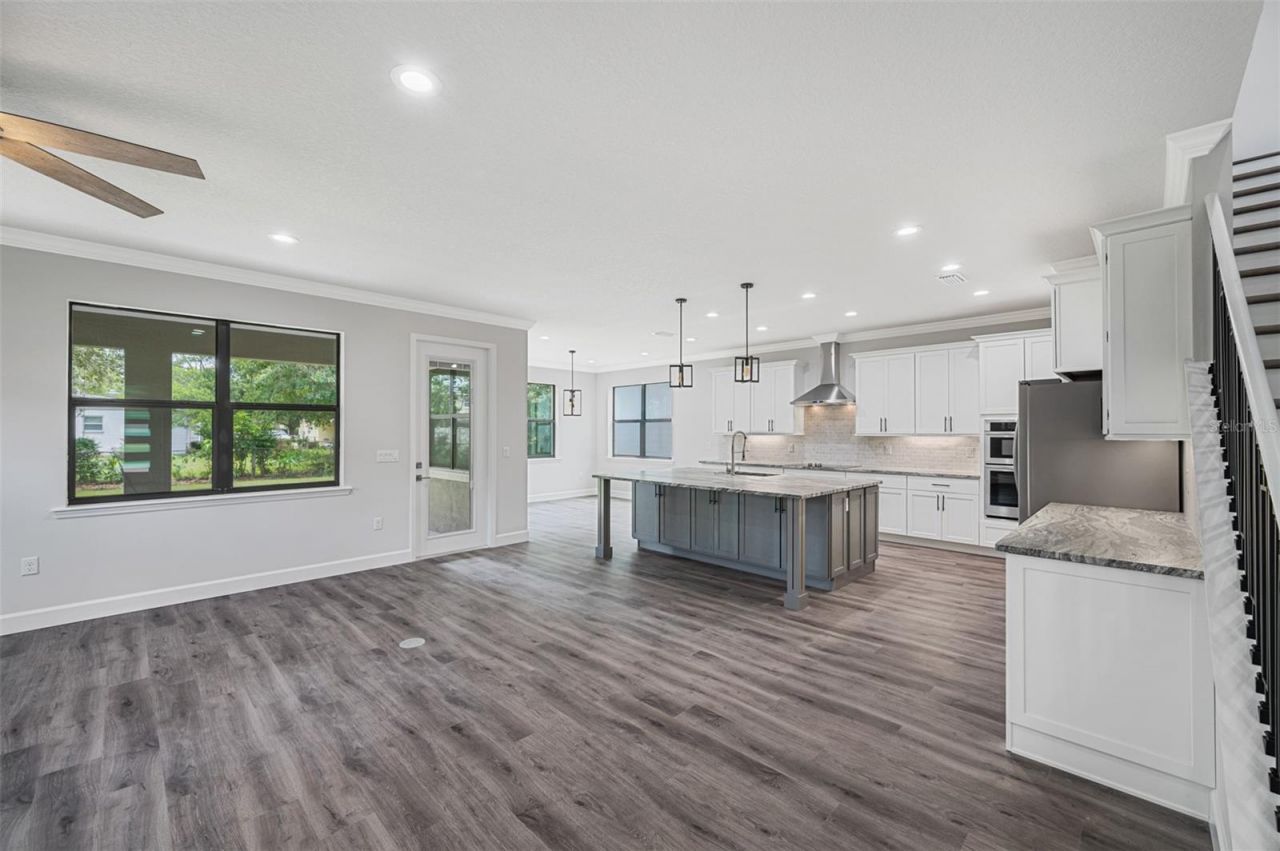 14808 Lake Magdalene Circle, Tampa, FL 33613 Photo