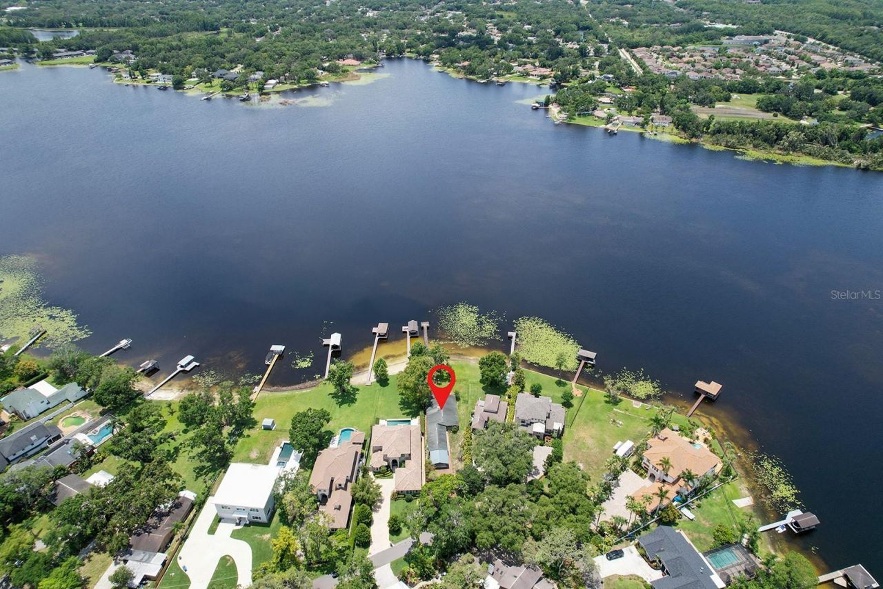 14808 Lake Magdalene Circle, Tampa, FL 33613 Photo