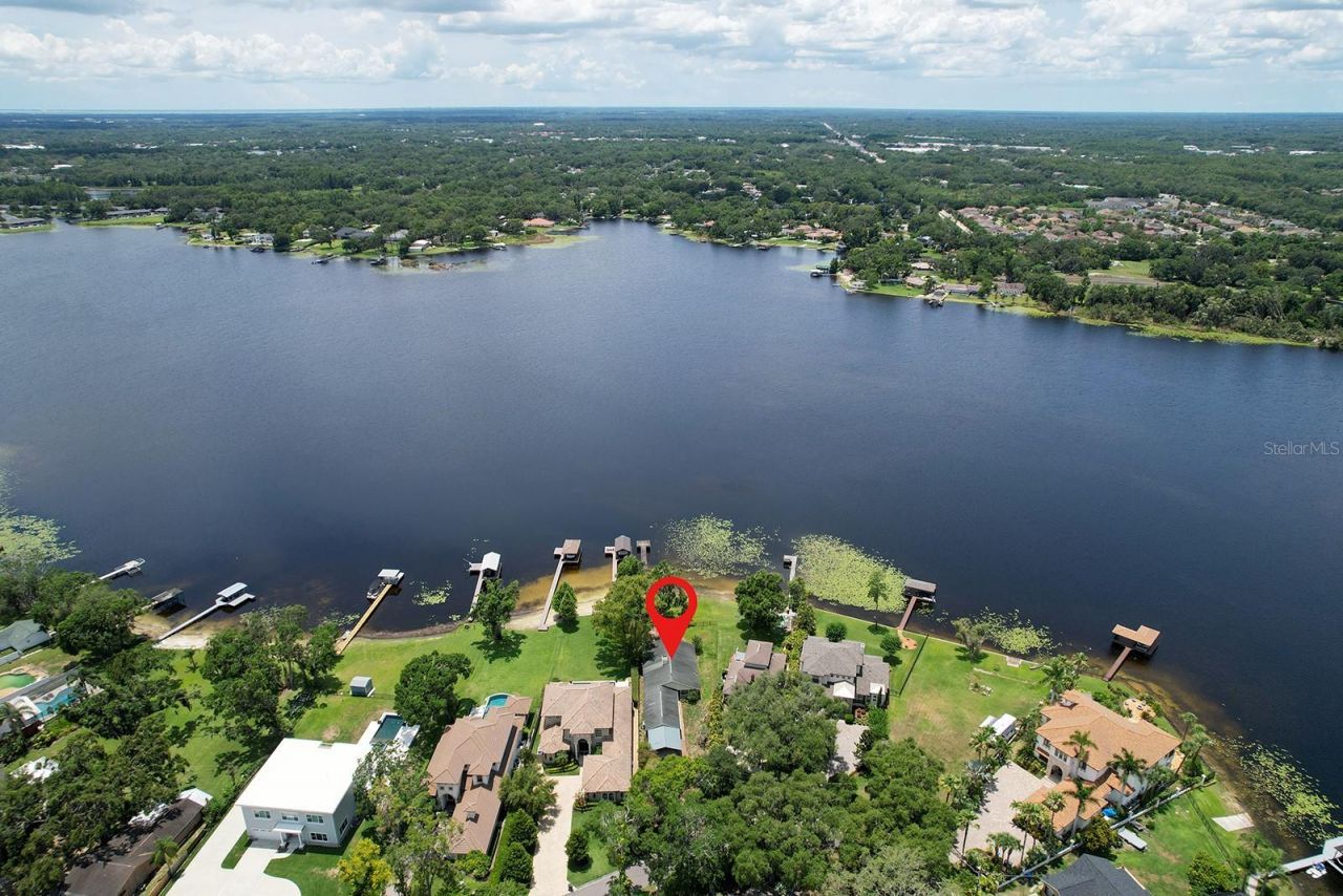 14808 Lake Magdalene Circle, Tampa, FL 33613 Photo