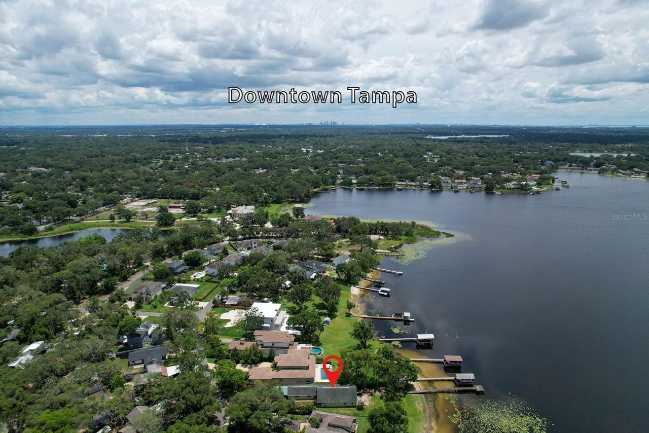 14808 Lake Magdalene Circle, Tampa, FL 33613 Photo