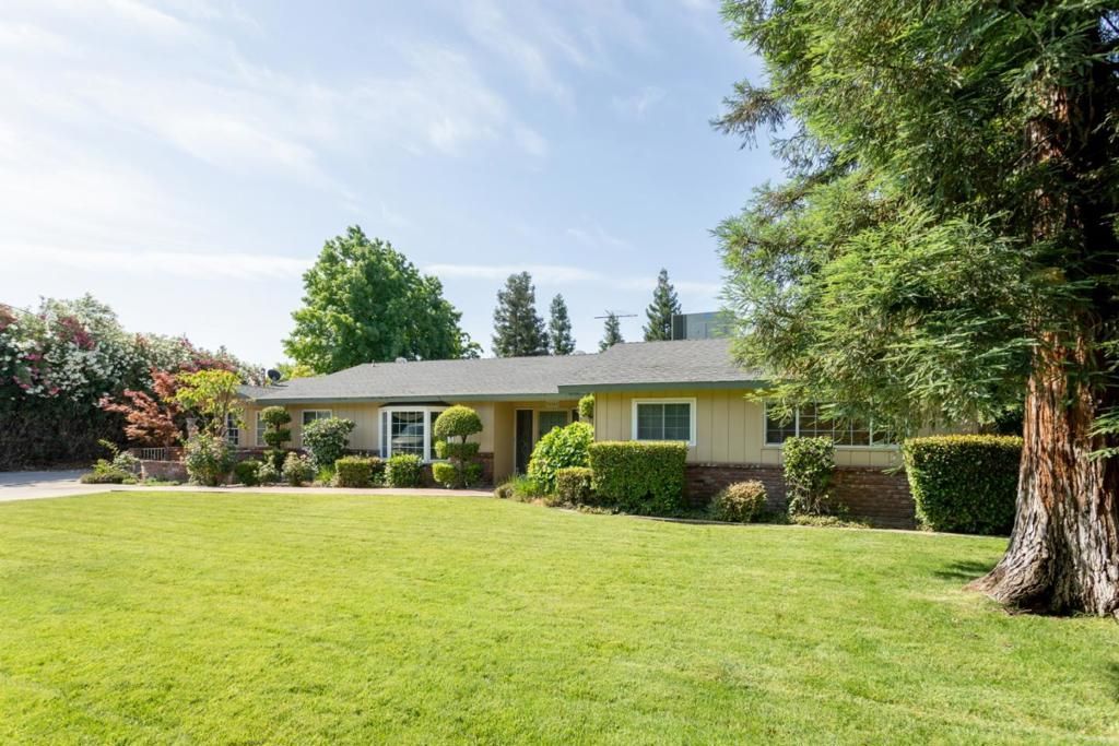 450 W Alluvial Avenue, Clovis, CA 93611 Main Photo