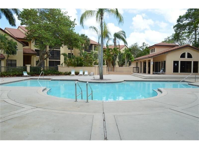 4481 W Mcnab Road, Unit 20, Pompano Beach, FL 33069 Photo