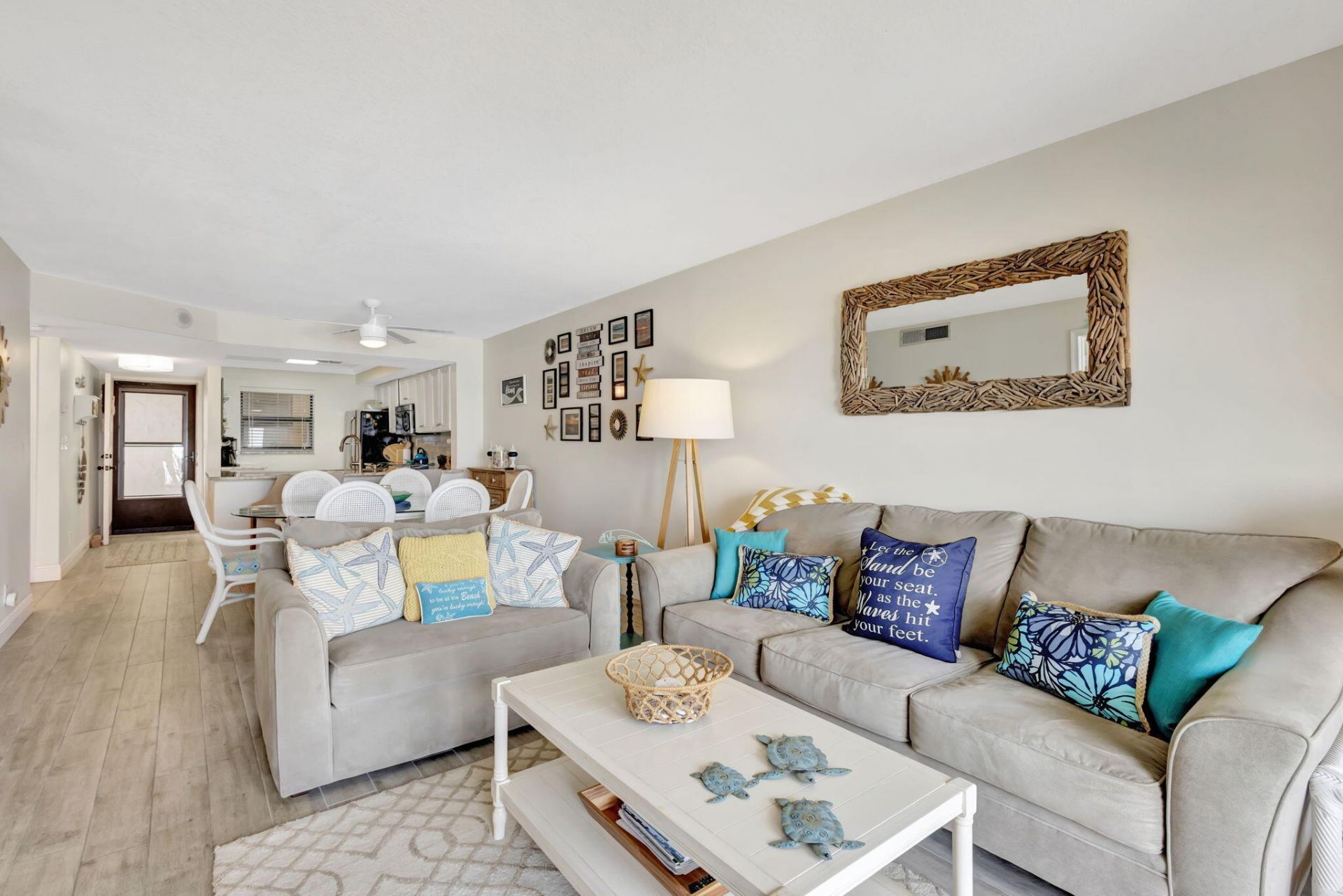 9400 S Ocean Drive, Unit 405, Jensen Beach, FL 34957 Photo