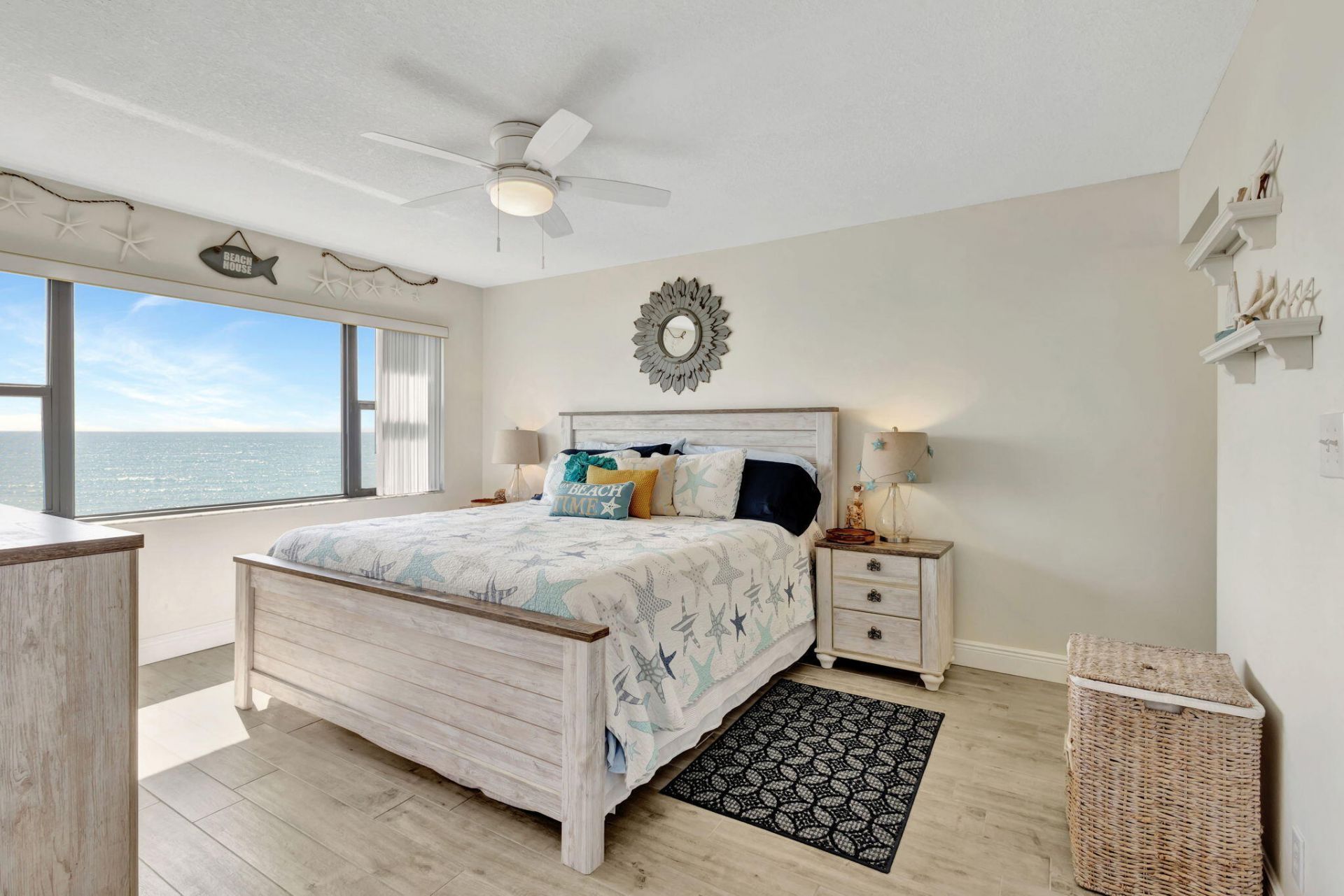 9400 S Ocean Drive, Unit 405, Jensen Beach, FL 34957 Photo