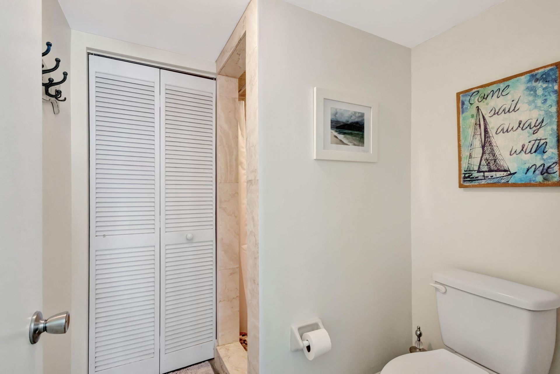 9400 S Ocean Drive, Unit 405, Jensen Beach, FL 34957 Photo