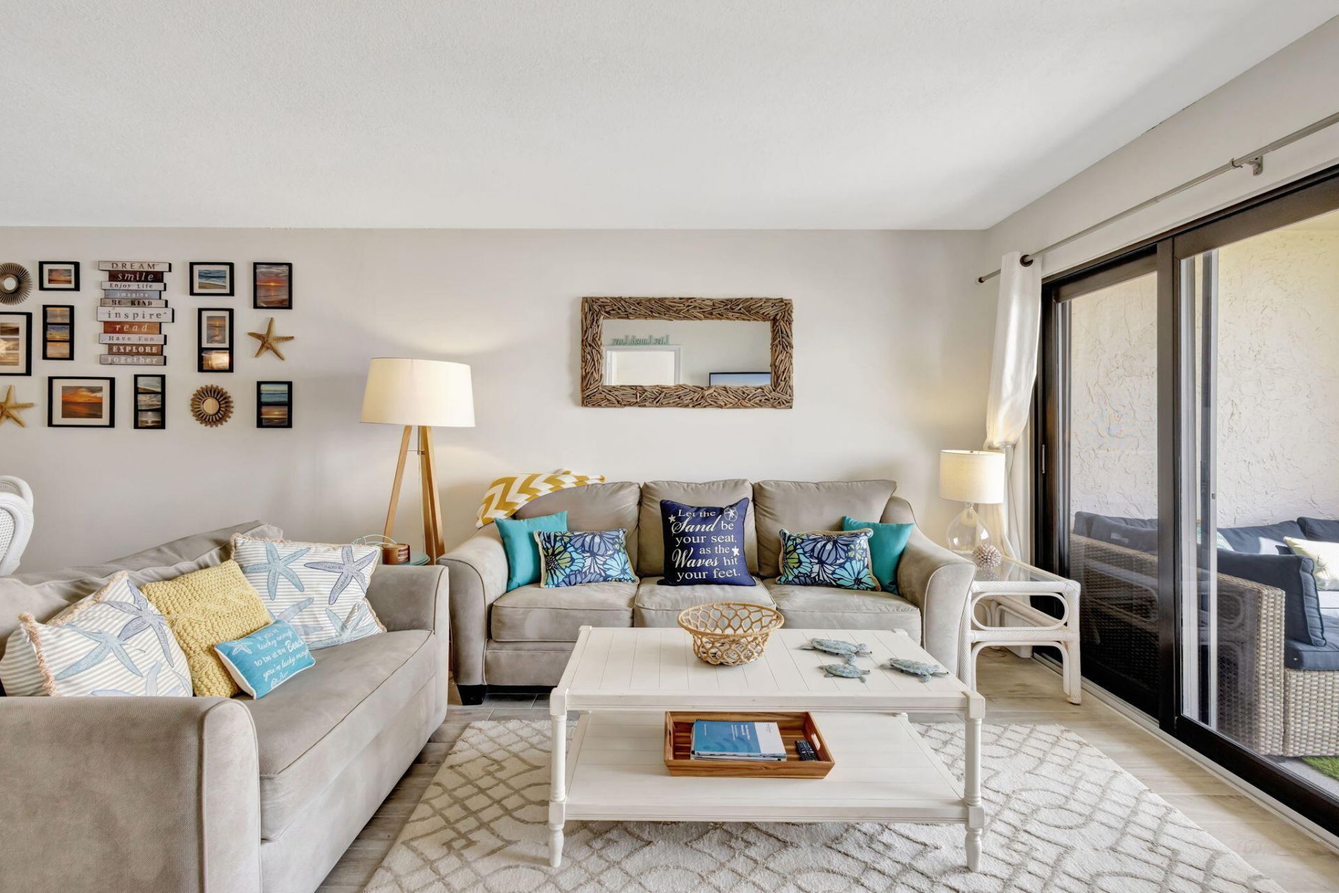 9400 S Ocean Drive, Unit 405, Jensen Beach, FL 34957 Photo