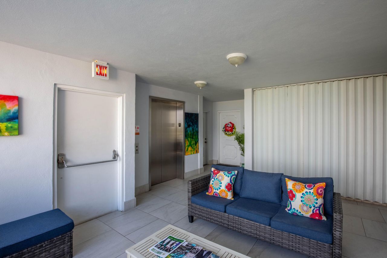 4200 S Ocean Boulevard, Unit 503, South Palm Beach, FL 33480 Photo