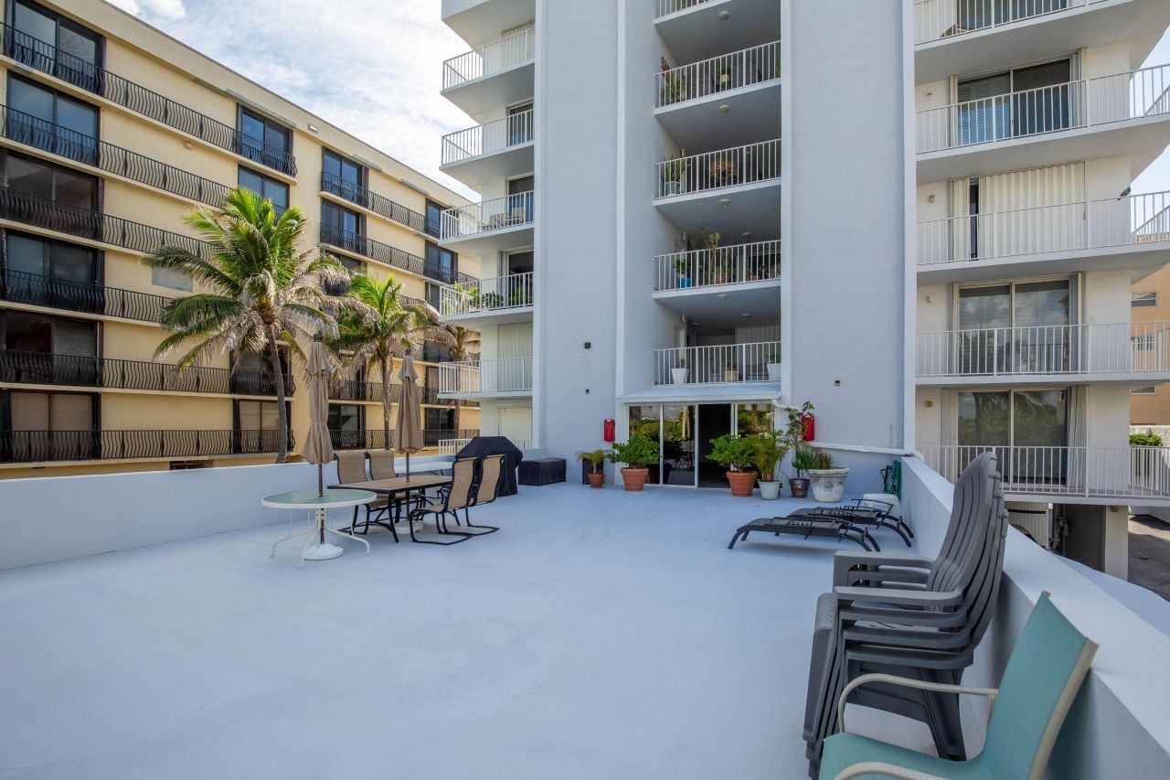 4200 S Ocean Boulevard, Unit 503, South Palm Beach, FL 33480 Photo