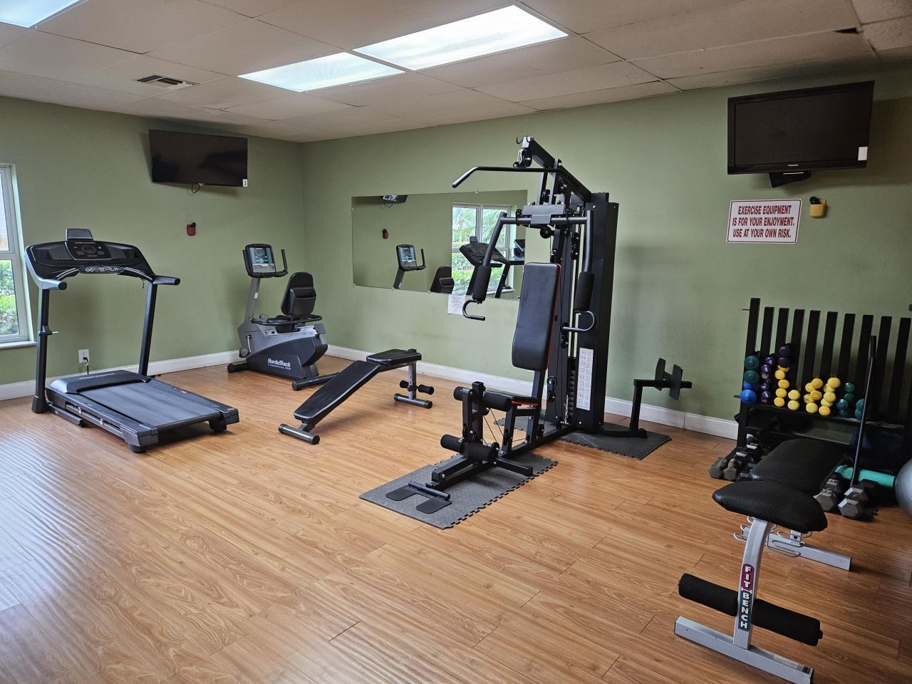 2941 Crrosley Drive W, Unit E, West Palm Beach, FL 33415 Photo