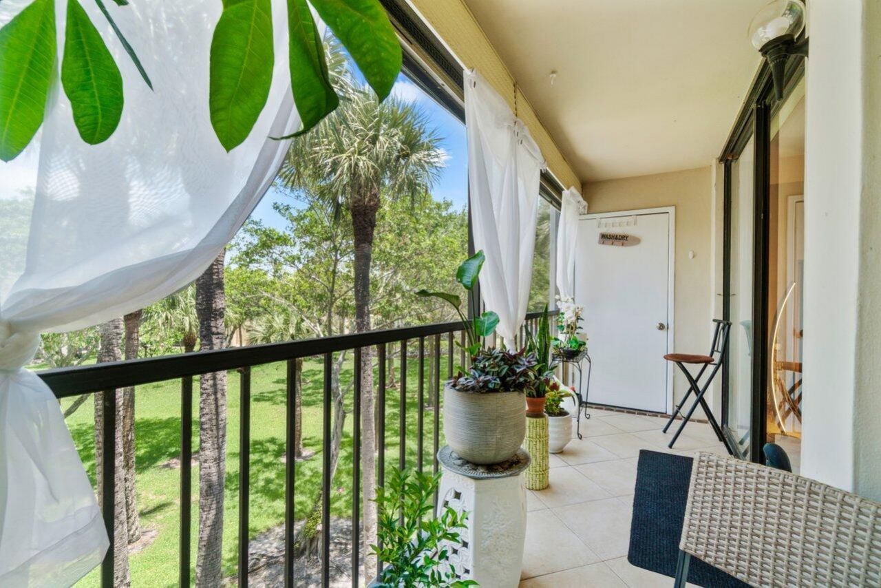 5100 Las Verdes Circle, Unit 316, Delray Beach, FL 33484 Photo