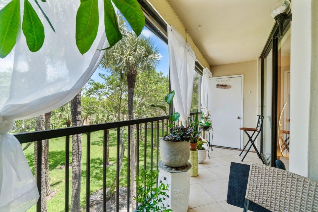 5100 Las Verdes Circle, Unit 316, Delray Beach, FL 33484 Photo