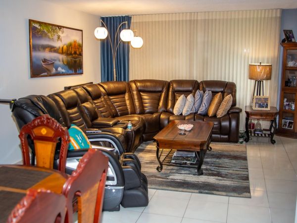 3821 Environ Boulevard, Unit 203, Lauderhill, FL 33319