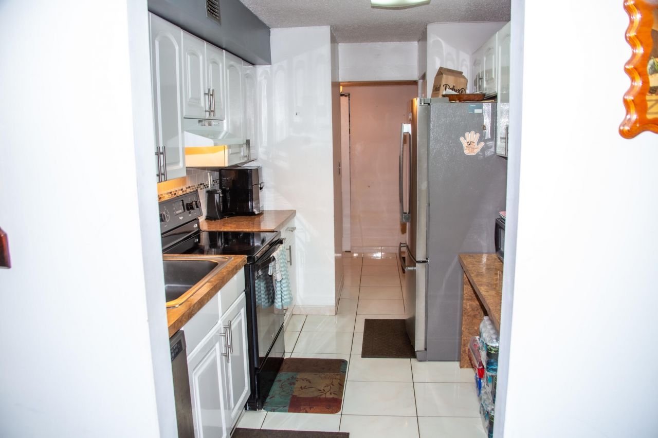 3821 Environ Boulevard, Unit 203, Lauderhill, FL 33319 Photo