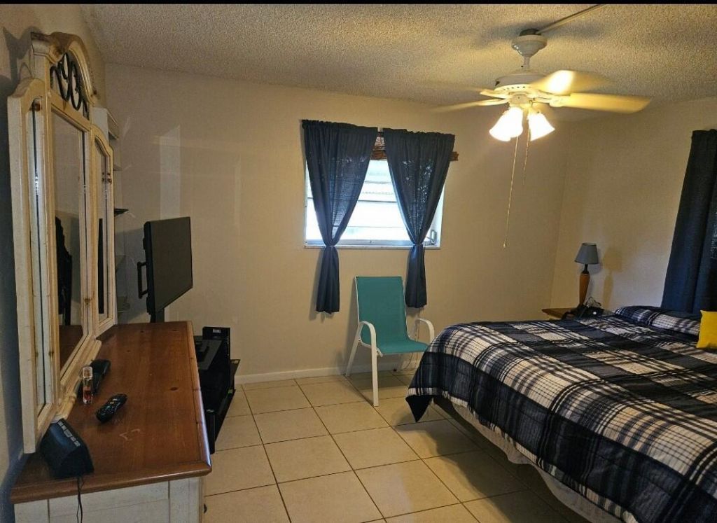 2581 N Garden 202 Drive N, Unit 202, Lake Worth, FL 33461 Photo