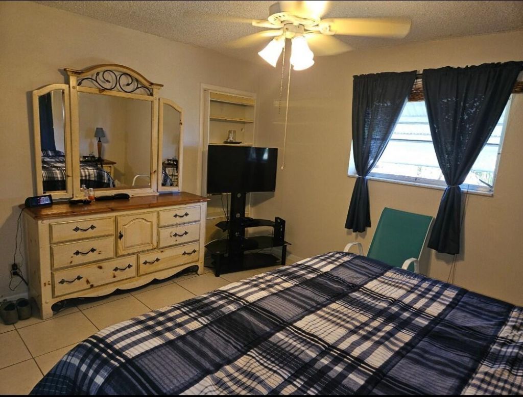2581 N Garden 202 Drive N, Unit 202, Lake Worth, FL 33461 Photo