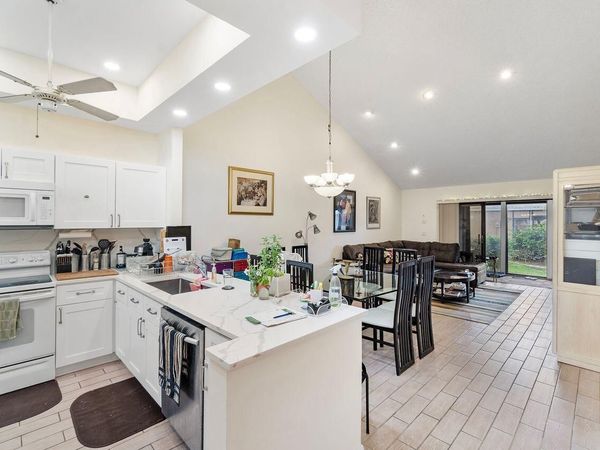 10900 Waterberry Court, Boca Raton, FL 33498