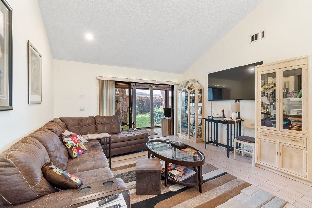 10900 Waterberry Court, Boca Raton, FL 33498 Photo