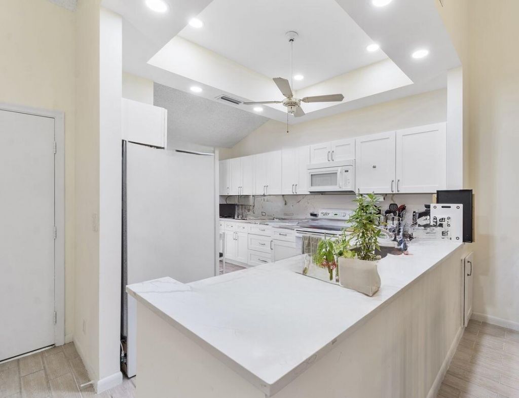 10900 Waterberry Court, Boca Raton, FL 33498 Photo