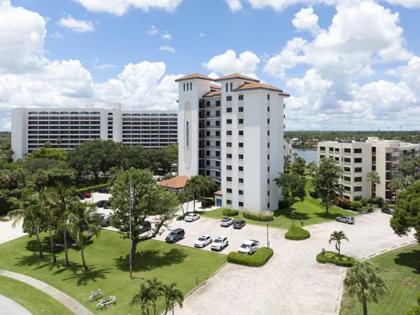 370 Golfview Road, Unit 103, North Palm Beach, FL 33408