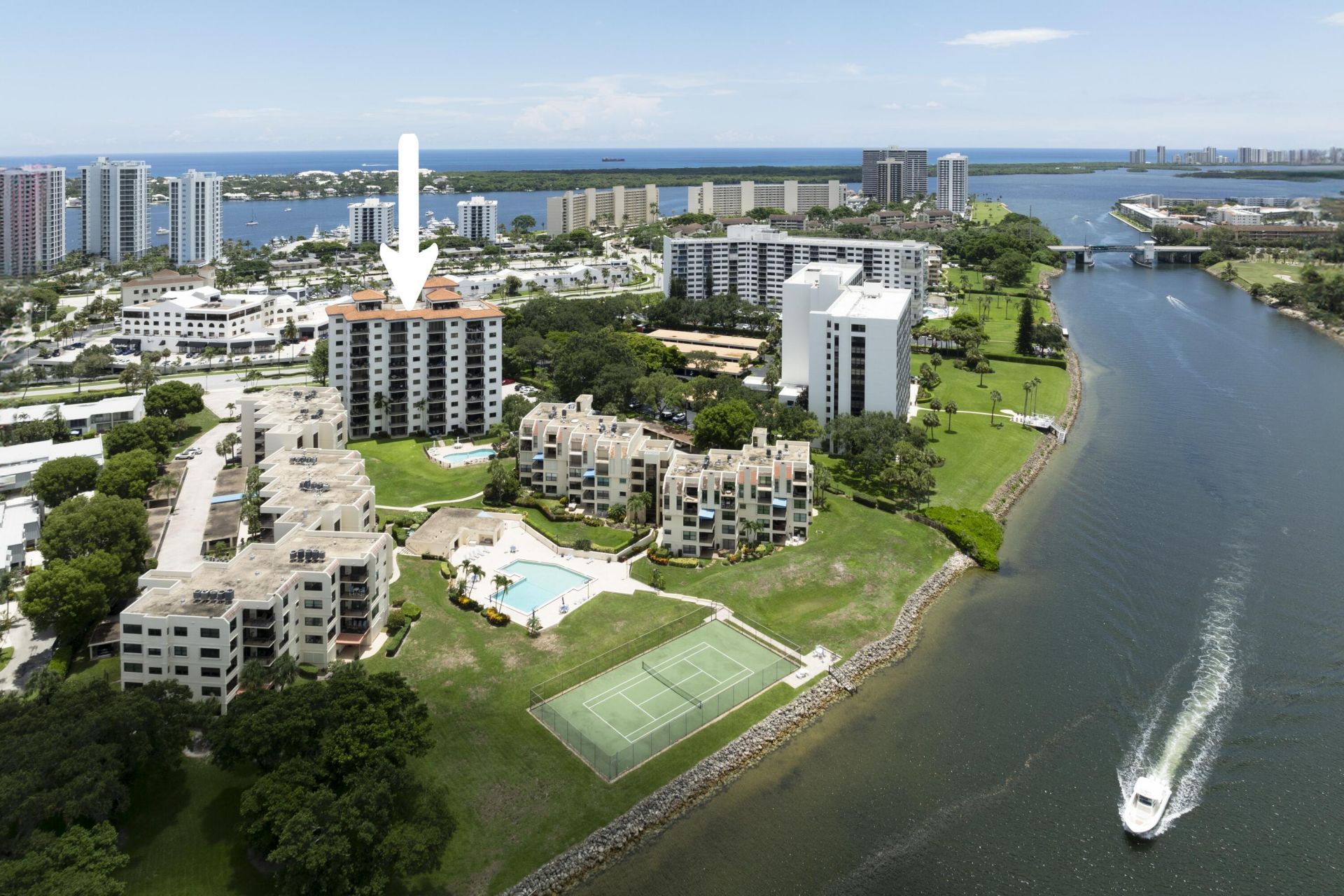 370 Golfview Road, Unit 103, North Palm Beach, FL 33408 Photo