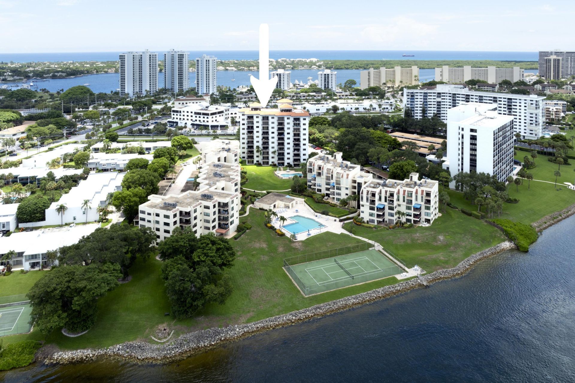 370 Golfview Road, Unit 103, North Palm Beach, FL 33408 Photo