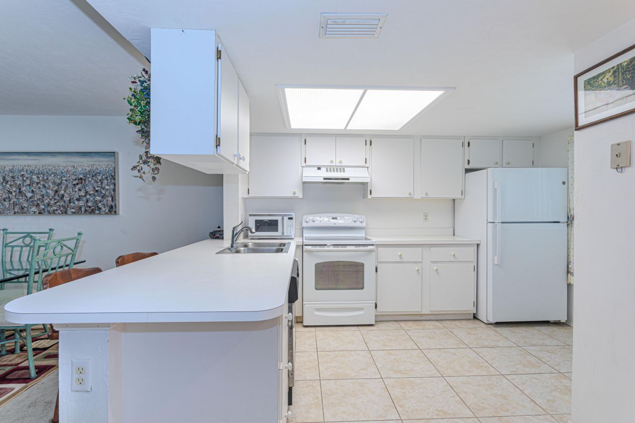 2007 Palm Beach Trace Drive, Unit 2007, Royal Palm Beach, FL 33411 Photo