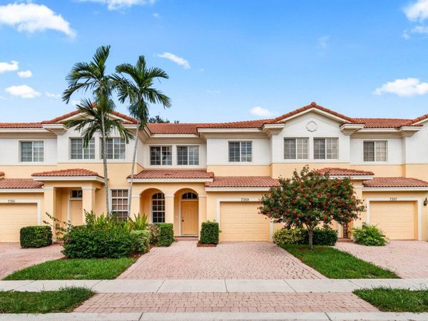 7359 Briella Drive, Boynton Beach, FL 33437