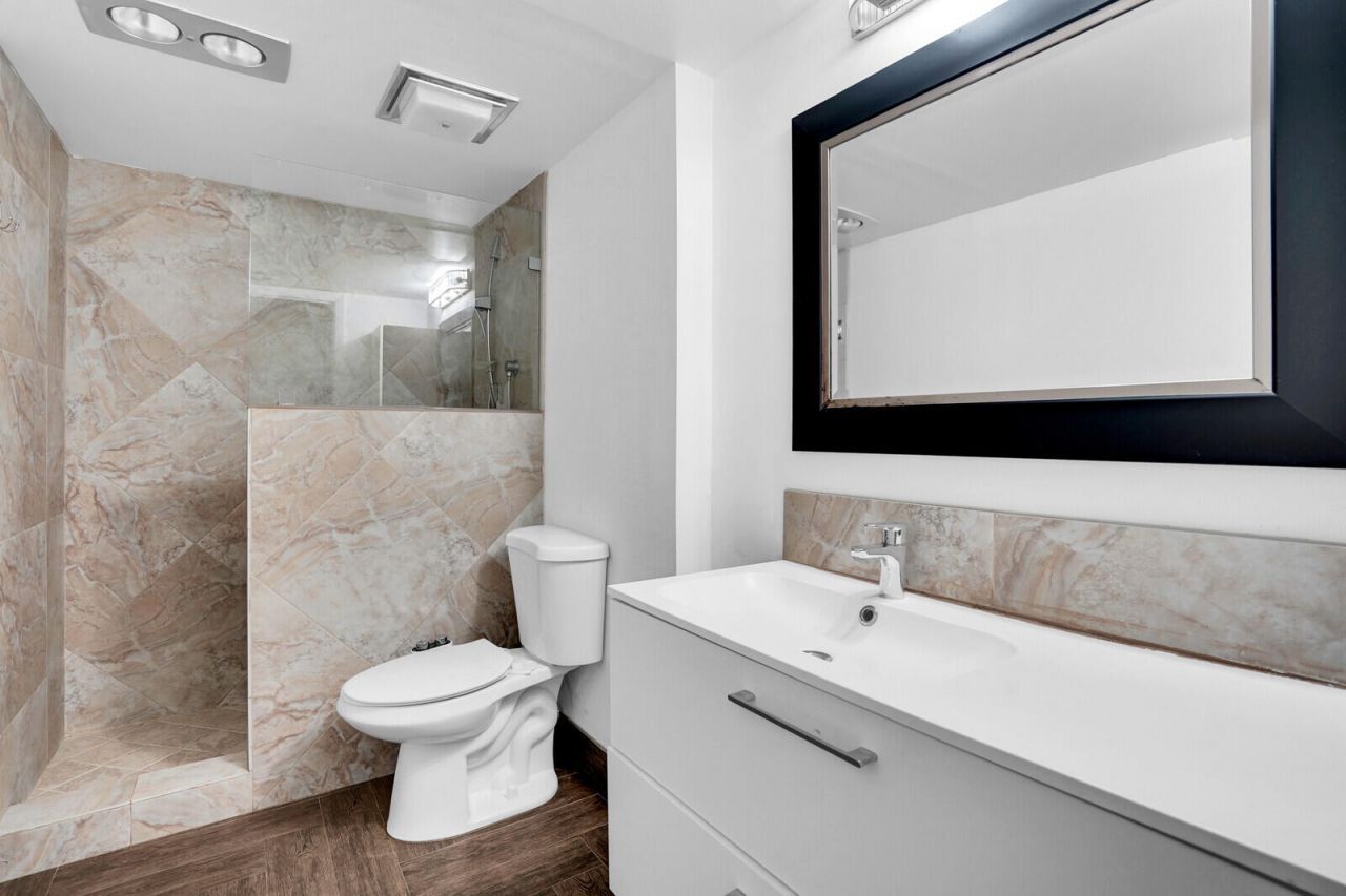 1701 Presidential Way, Unit A201, West Palm Beach, FL 33401 Photo