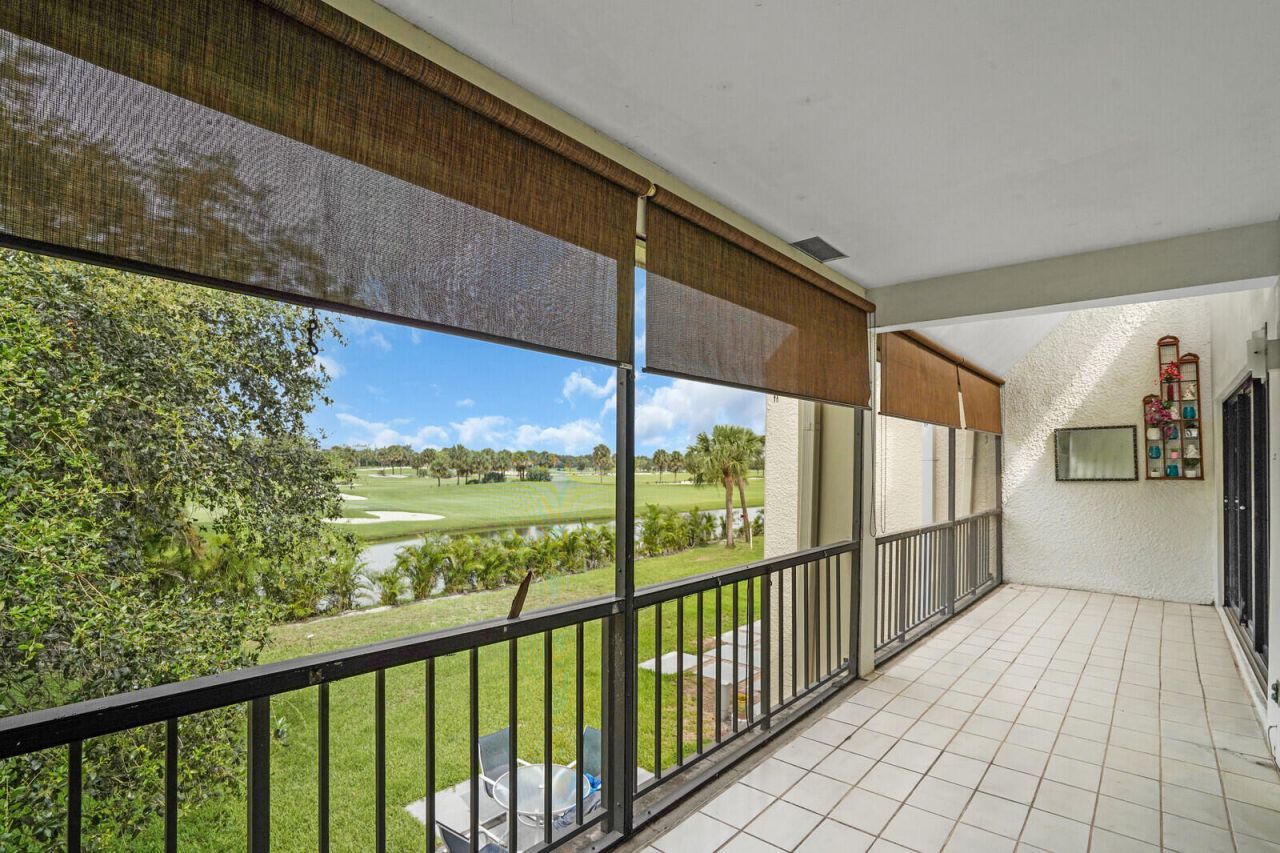 1701 Presidential Way, Unit A201, West Palm Beach, FL 33401 Photo