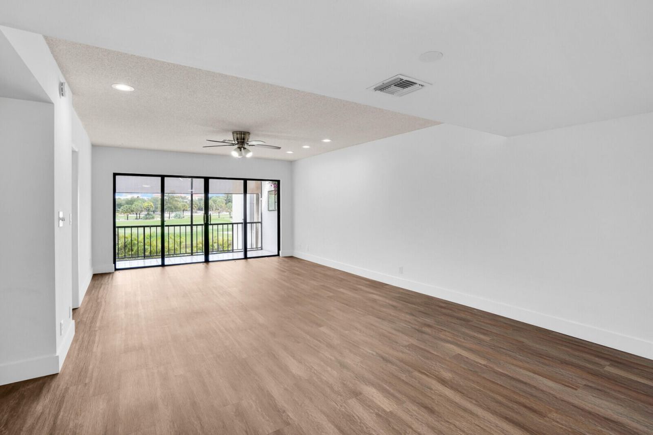 1701 Presidential Way, Unit A201, West Palm Beach, FL 33401 Photo