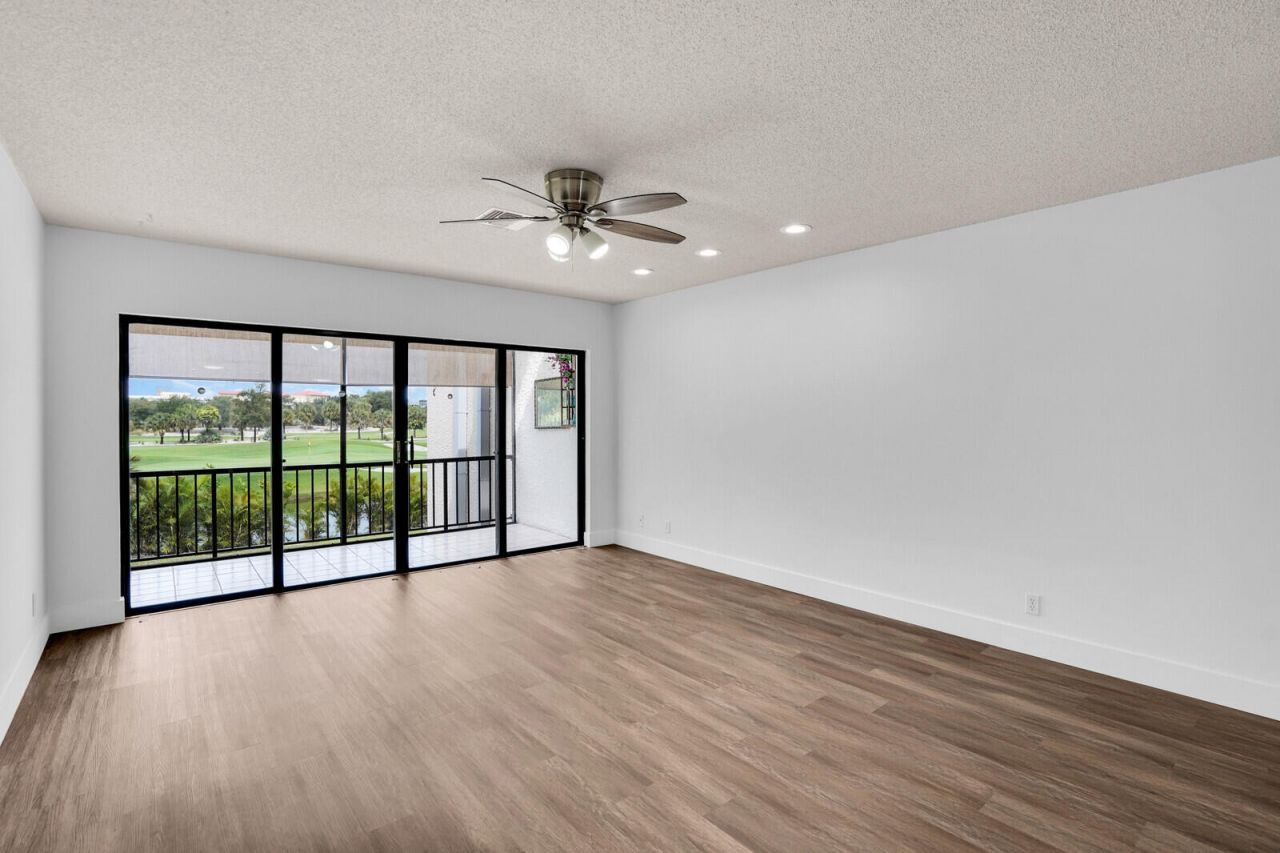 1701 Presidential Way, Unit A201, West Palm Beach, FL 33401 Photo