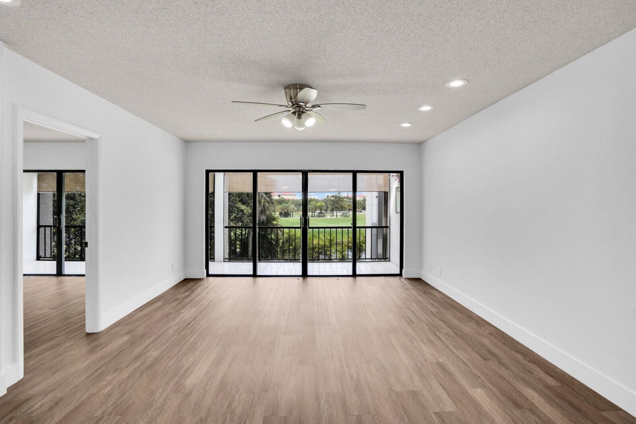 1701 Presidential Way, Unit A201, West Palm Beach, FL 33401 Photo