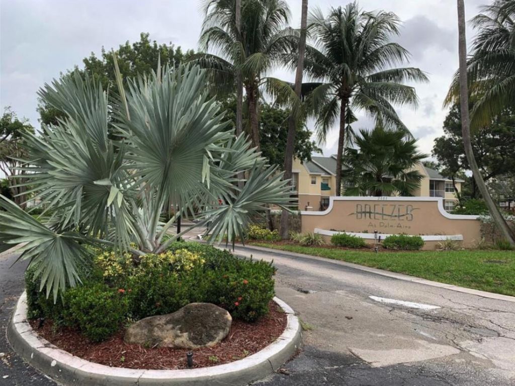 2815 N Course Drive, Unit 104, Pompano Beach, FL 33069 Photo