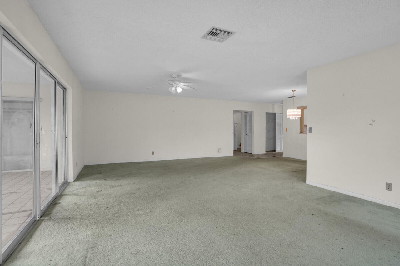 6113 Rainbow Circle, Greenacres, FL 33463 Photo