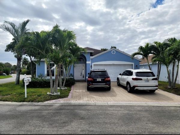 1652 Crooked Stick Way, Greenacres, FL 33413