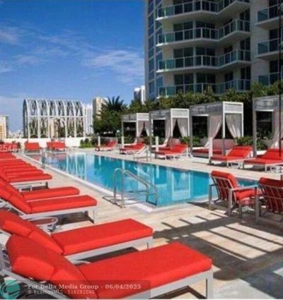 150 Sunny Isle, Unit 1802, Sunny Isles Beach, FL 33160 Photo