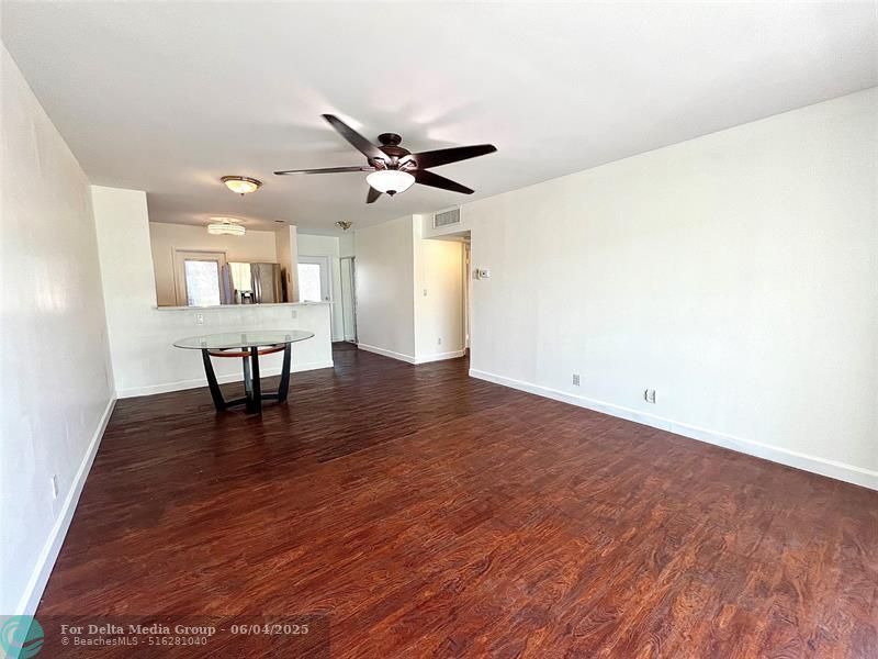5001 W Oakland Park Boulevard, Unit 111, Lauderdale Lakes, FL 33313 Photo
