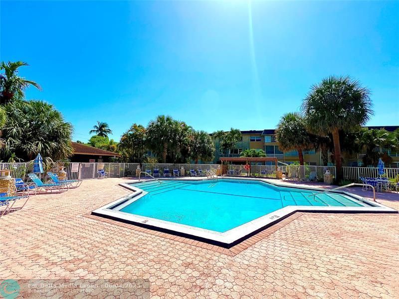 5001 W Oakland Park Boulevard, Unit 111, Lauderdale Lakes, FL 33313 Photo