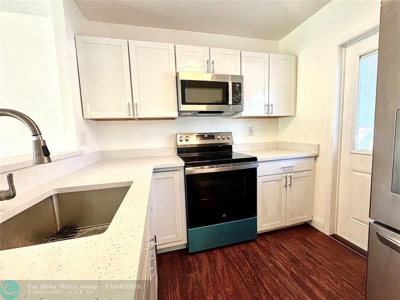 5001 W Oakland Park Boulevard, Unit 111, Lauderdale Lakes, FL 33313 Photo