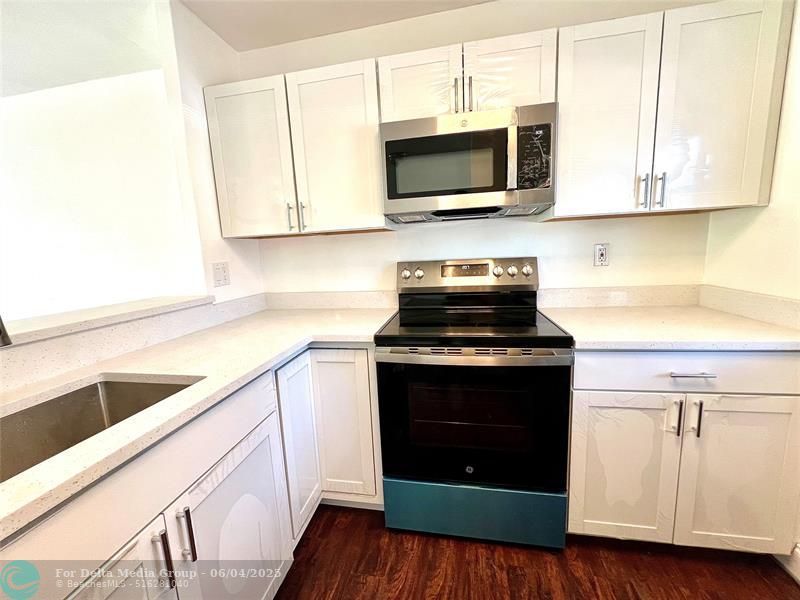 5001 W Oakland Park Boulevard, Unit 111, Lauderdale Lakes, FL 33313 Photo