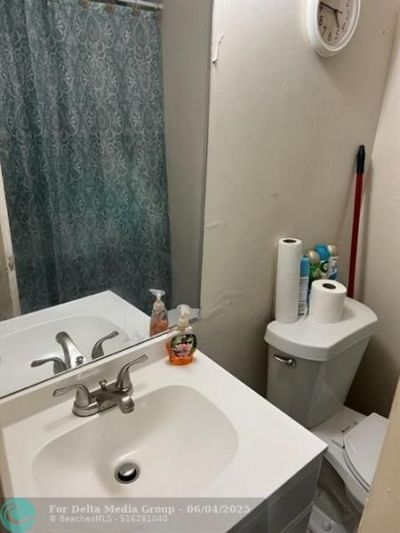 4220 NW 21st Street, Unit 209, Lauderhill, FL 33313 Photo