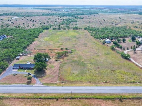 1563 State Highway 70 S, Sweetwater, TX 79556