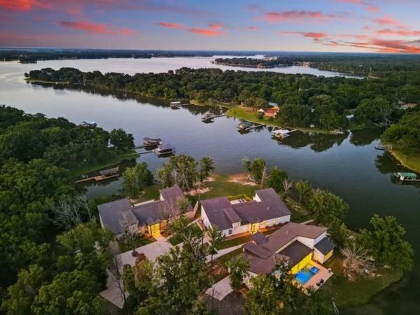 2752 Briarwood Harbor Road, Malakoff, TX 75148