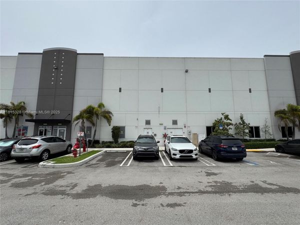 8565 W 44th Ave, Unit 109, Hialeah, FL 33018