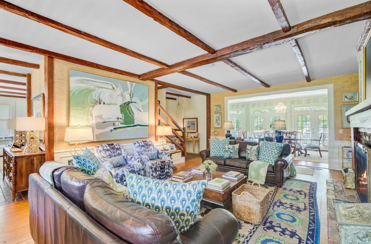 481 Cantey Lane Photo 10