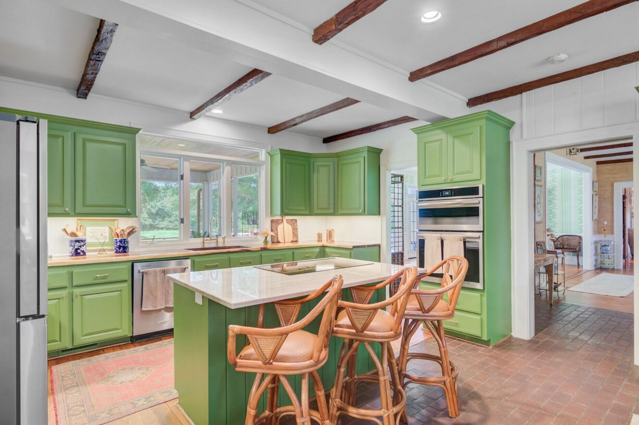 481 Cantey Lane Photo 17