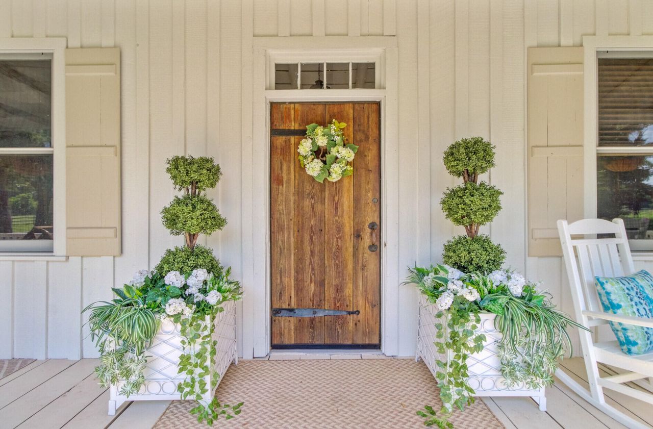 481 Cantey Lane Photo 7