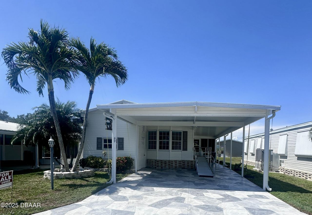 69 Turquoise Avenue, Naples, FL 34114 Main Photo