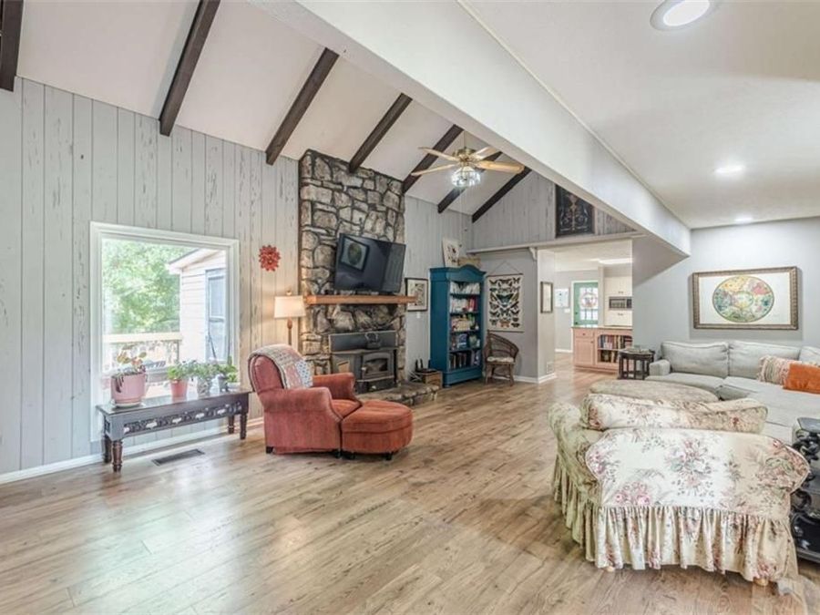Property Image 19