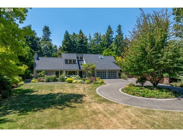 12643 S IRON MOUNTAIN BLVD, Portland, OR 97219